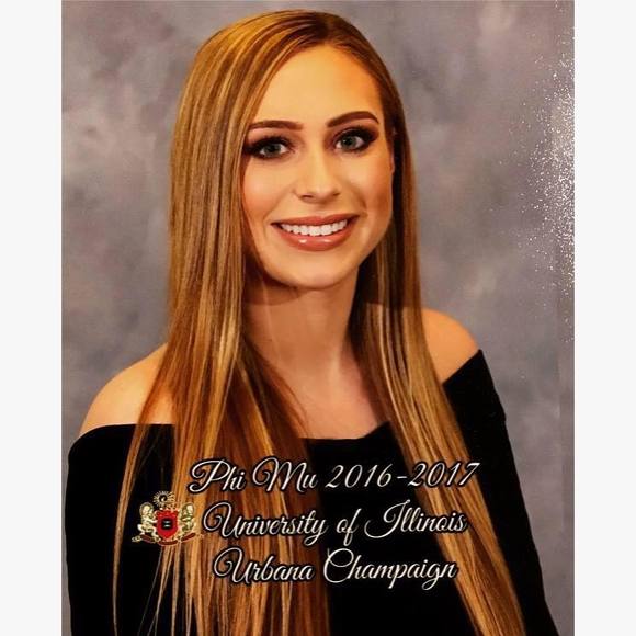 Meet your Posher, Brittany - Picture 1 of 1